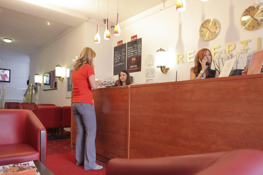 City 54 Hostel Berlin Bagian luar foto