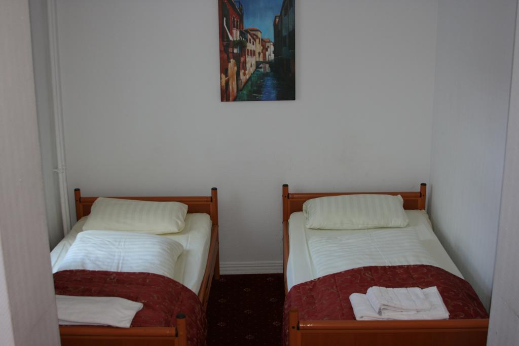 City 54 Hostel Berlin Bagian luar foto